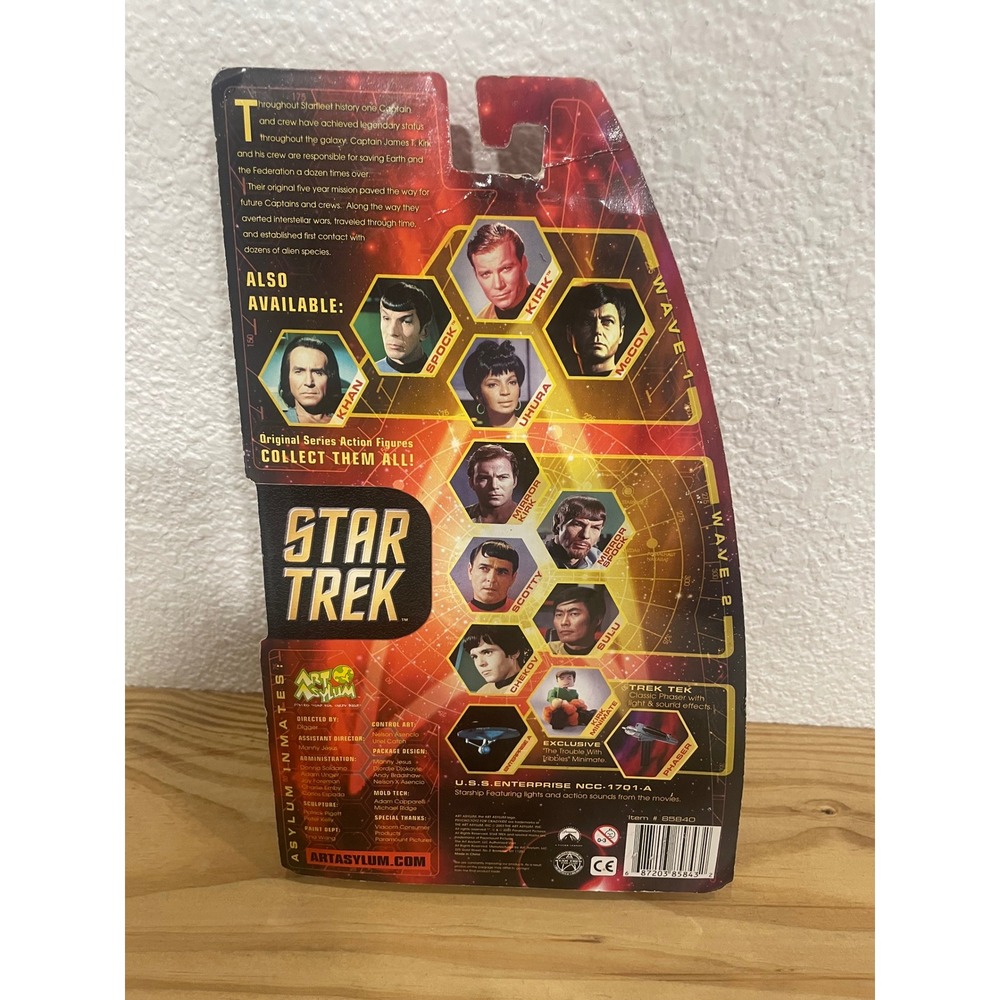 2003 ART ASYLUM STAR TREK TOS ORIGNAL SERIES LIEUTENANT LT. HIKARU SULU WAVE TWO - Picture 2 of 2